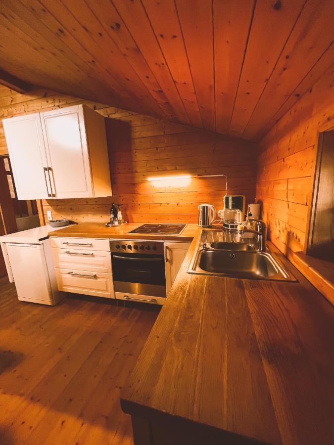 Naturnahes Familienchalet Mit Garten - Wifi - Netflix - Nur 15 Minuten Vom Chiemsee Und 35 Minuten Von Muenchen Entfernt Vogtareuth Екстер'єр фото